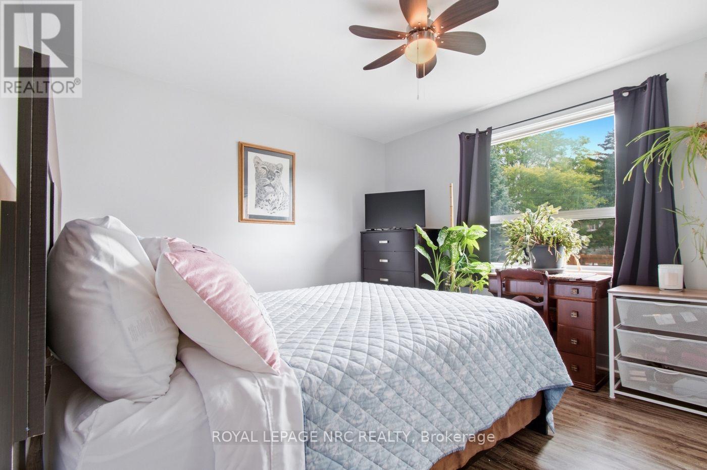 8031 Watson Street, Niagara Falls, Ontario  L2H 1E4 - Photo 20 - X13831024