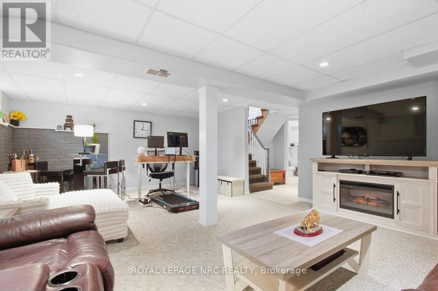 8031 Watson Street, Niagara Falls, Ontario  L2H 1E4 - Photo 27 - X13831024
