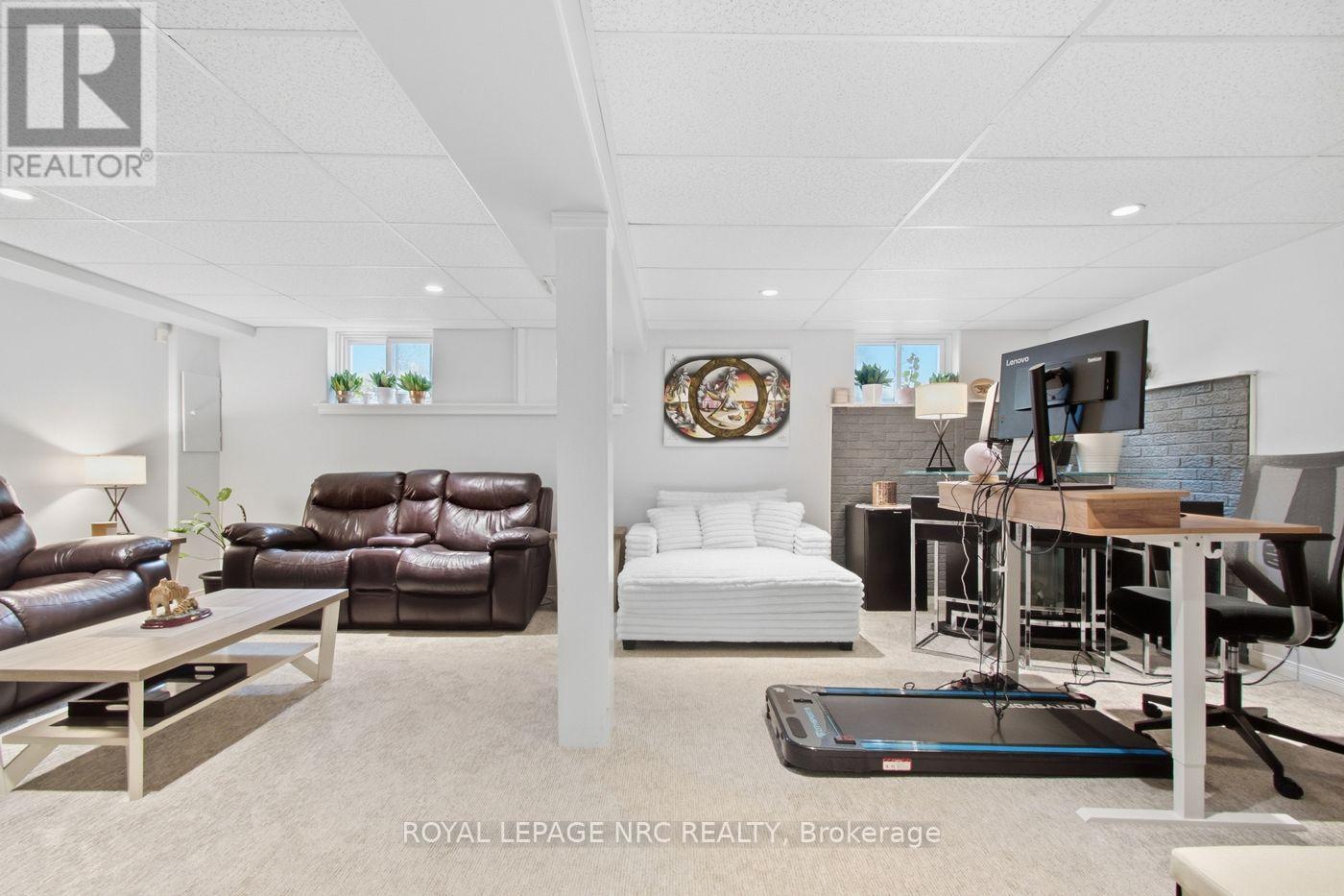 8031 Watson Street, Niagara Falls, Ontario  L2H 1E4 - Photo 26 - X13831024