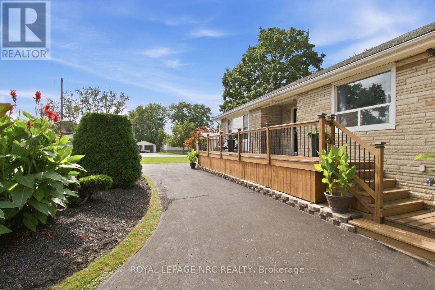 8031 Watson Street, Niagara Falls, Ontario  L2H 1E4 - Photo 7 - X13831024