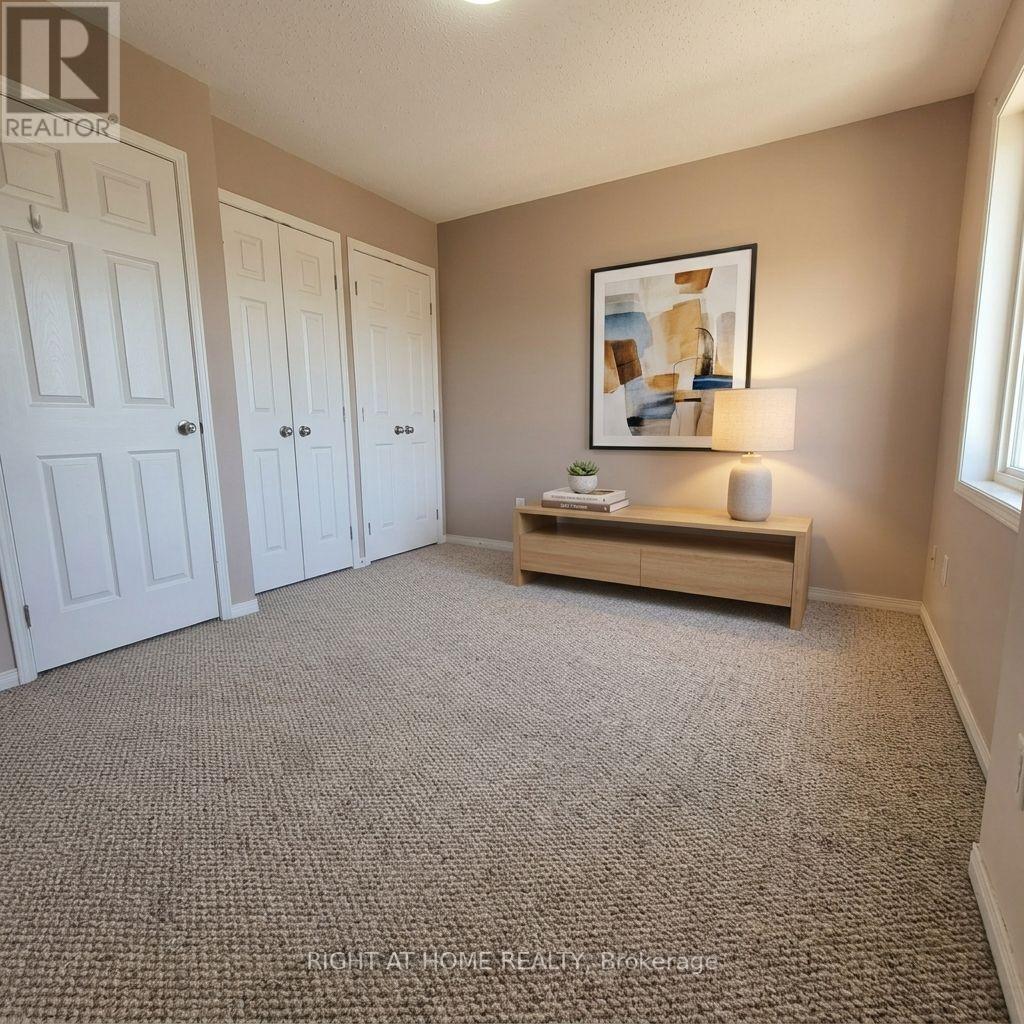 1046 Redtail Private, Ottawa, Ontario  K1J 0A9 - Photo 12 - X13831338
