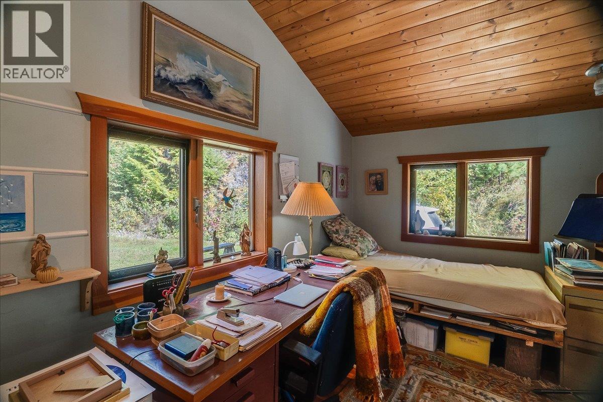 8494 Red Mountain Road, Silverton, British Columbia  V0G 1S0 - Photo 17 - 10401988