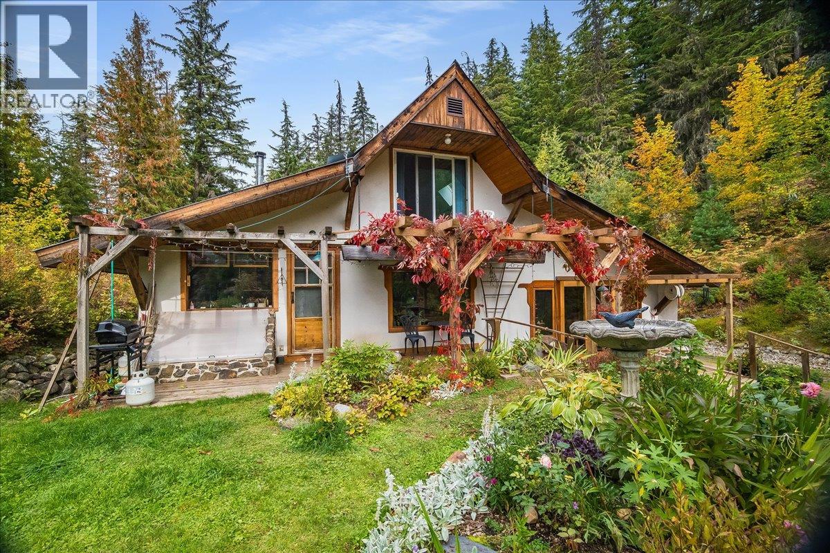 8494 Red Mountain Road, Silverton, British Columbia  V0G 1S0 - Photo 4 - 10401988