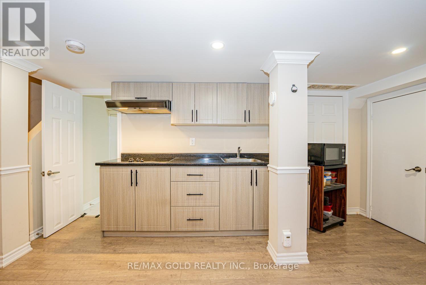 424 Barber Drive, Halton Hills, Ontario  L7G 0A5 - Photo 35 - W13831360