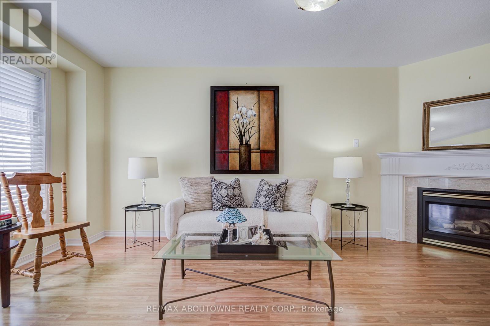 5128 Falconcrest Drive, Burlington, Ontario  L7L 6K4 - Photo 12 - W13831374