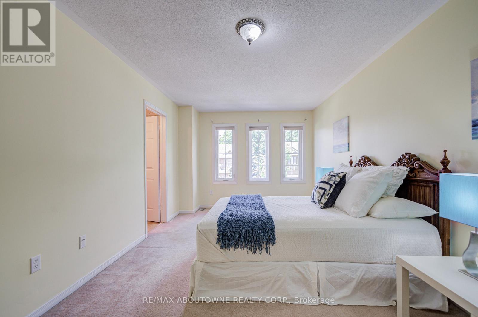 5128 Falconcrest Drive, Burlington, Ontario  L7L 6K4 - Photo 26 - W13831374