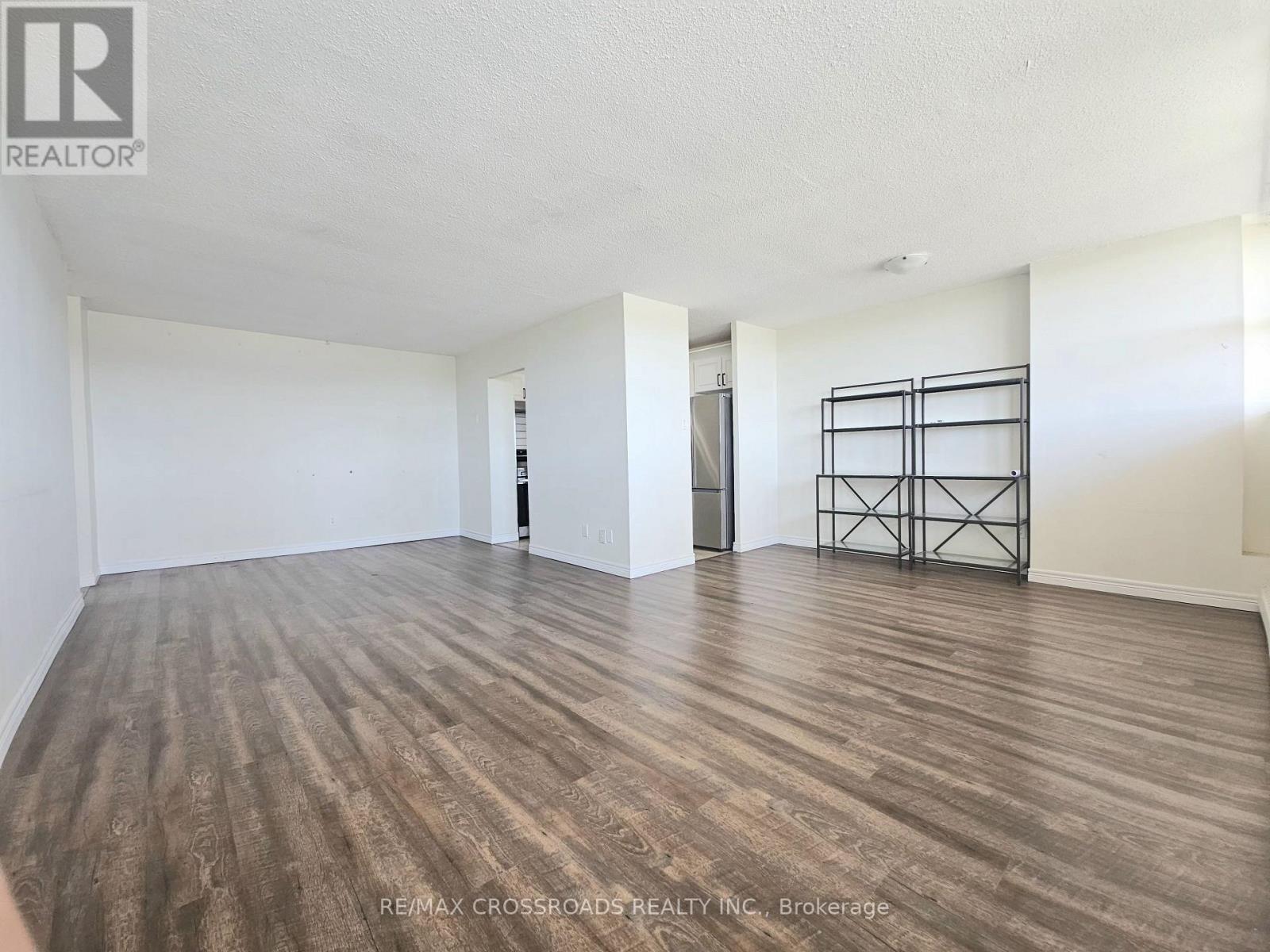 702 - 215 Glenridge Avenue, St. Catharines, Ontario  L2T 3J7 - Photo 4 - X13831370