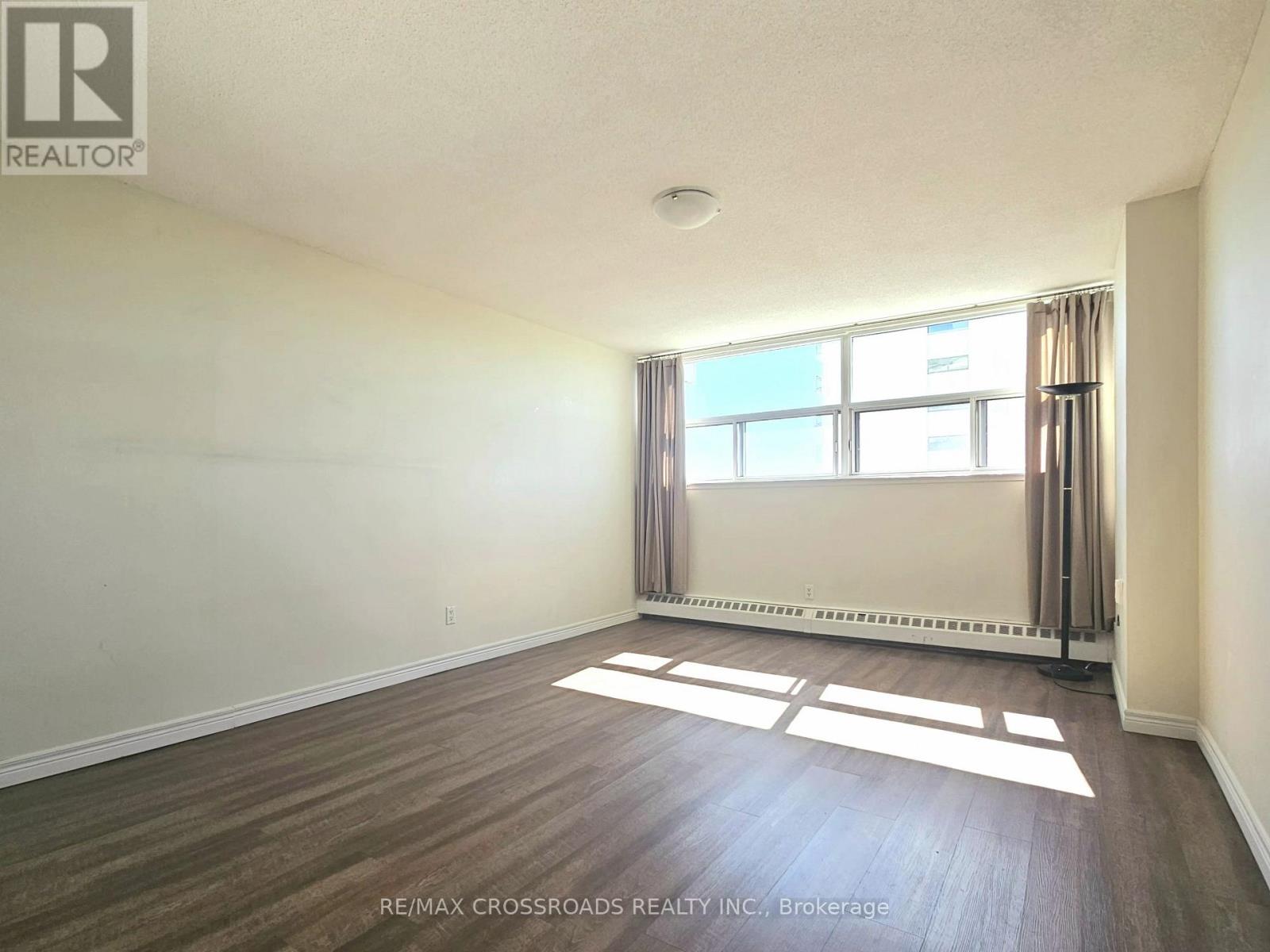 702 - 215 Glenridge Avenue, St. Catharines, Ontario  L2T 3J7 - Photo 9 - X13831370