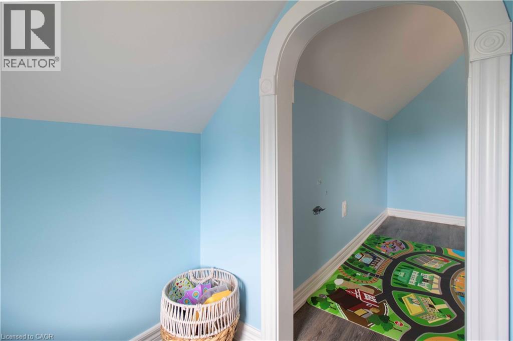 9 Bridge Street, St. Catharines, Ontario  L2S 2V7 - Photo 25 - 40866499