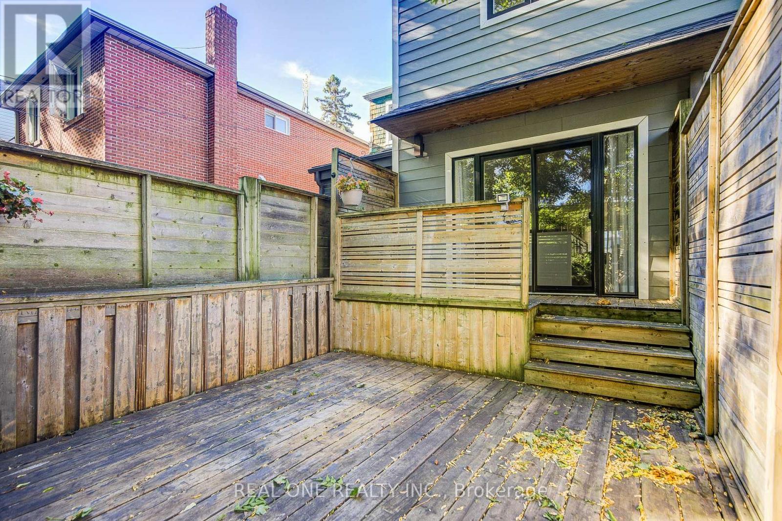 19 Battenberg Avenue, Toronto, Ontario M4L 1J7 - Photo 41 - E13831404