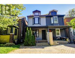 19 BATTENBERG AVENUE, Toronto, Ontario