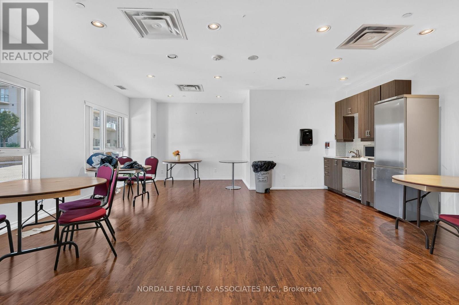 2103 - 1328 Birchmount Road, Toronto, Ontario M1R 0B6 - Photo 33 - E13831416