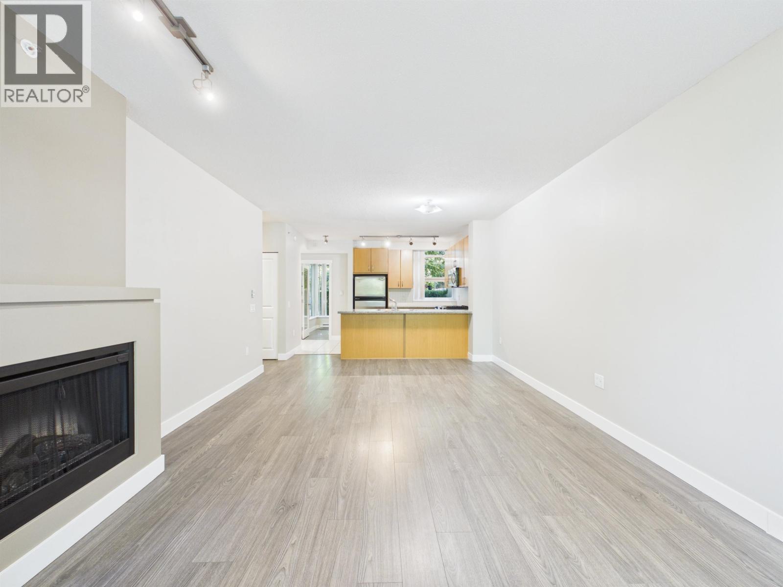 Th1 9188 University Crescent, Burnaby, British Columbia  V5A 0A5 - Photo 7 - R3167540