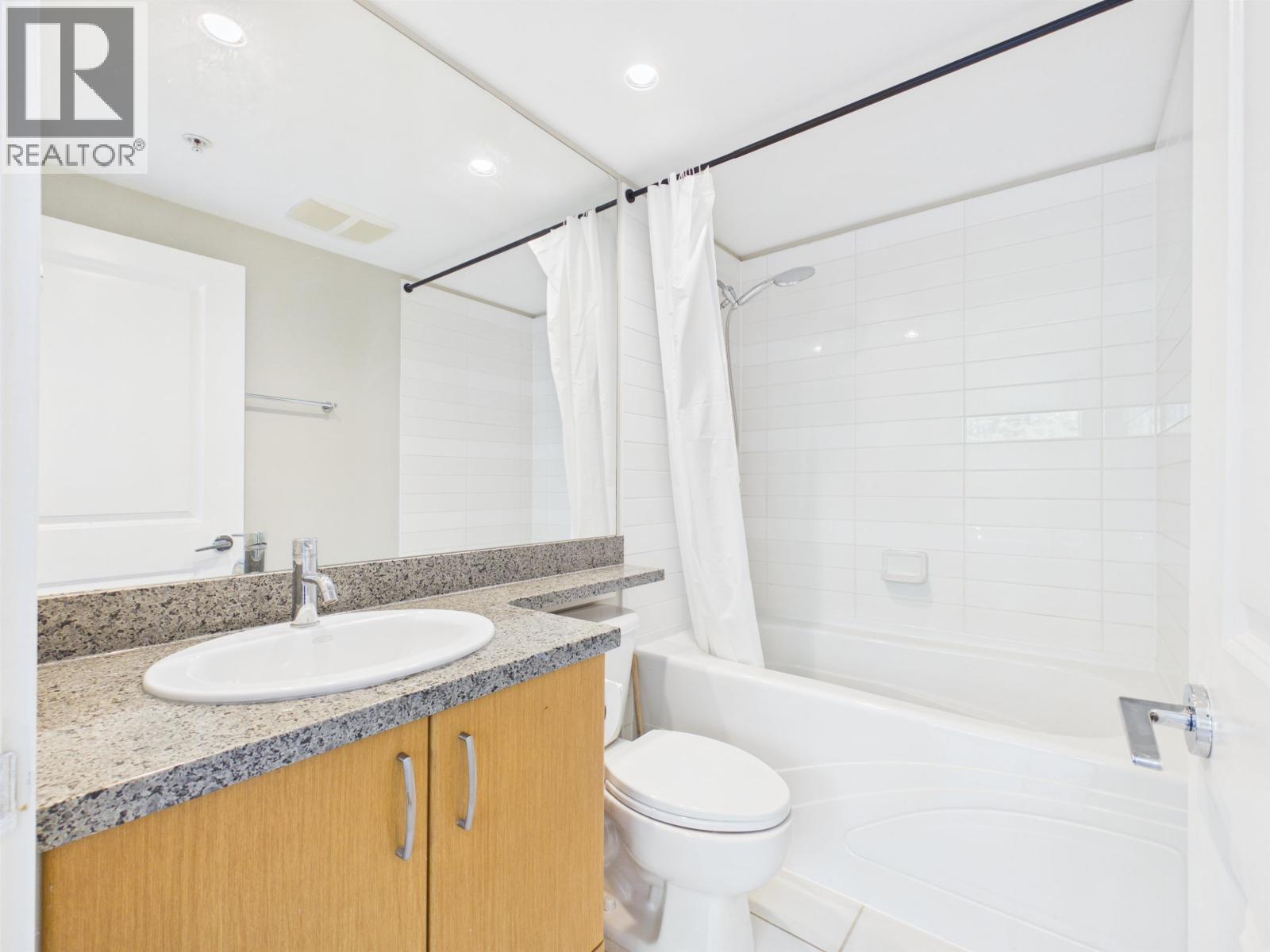 Th1 9188 University Crescent, Burnaby, British Columbia  V5A 0A5 - Photo 23 - R3167540