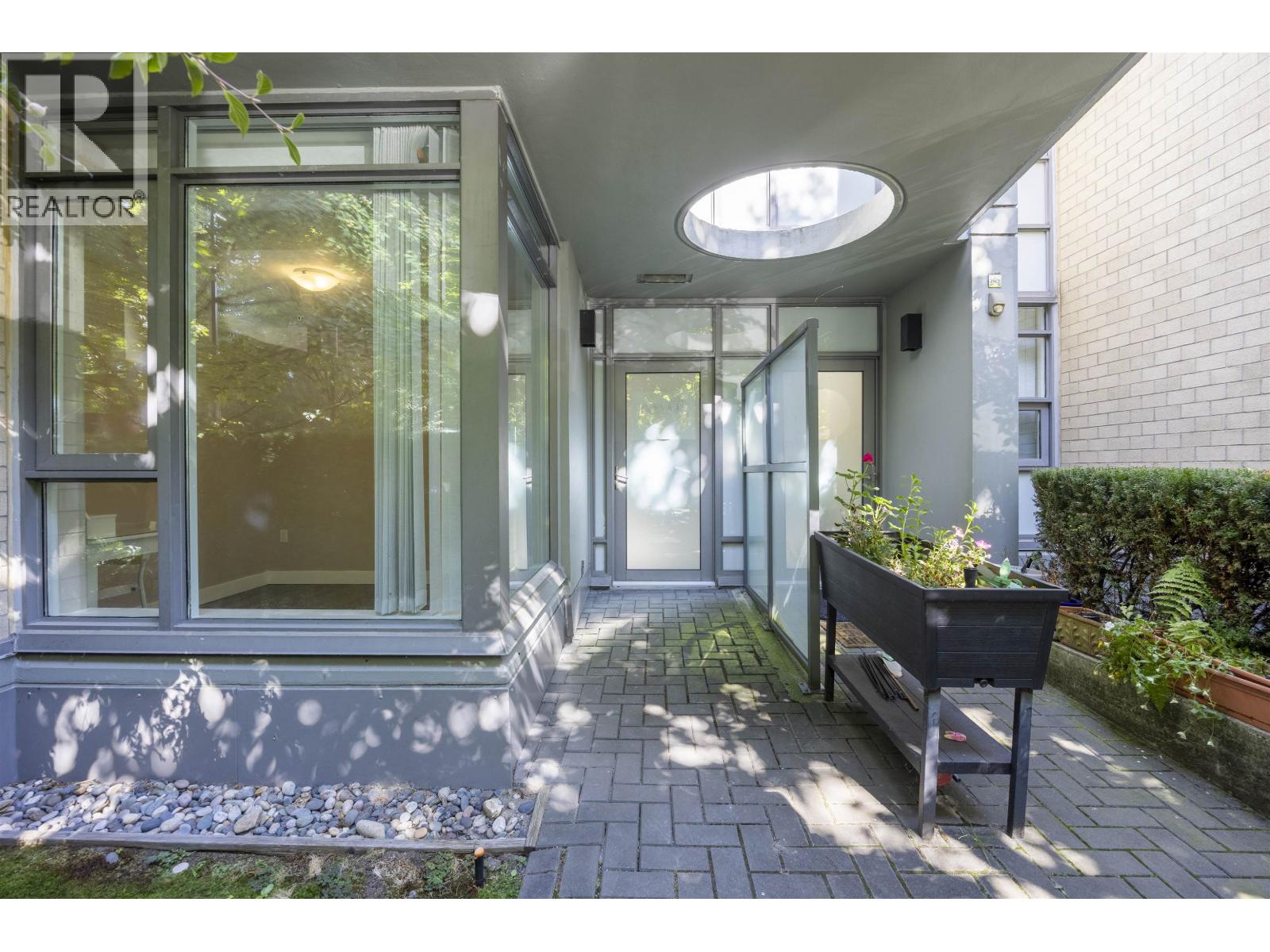 Th1 9188 University Crescent, Burnaby, British Columbia  V5A 0A5 - Photo 30 - R3167540