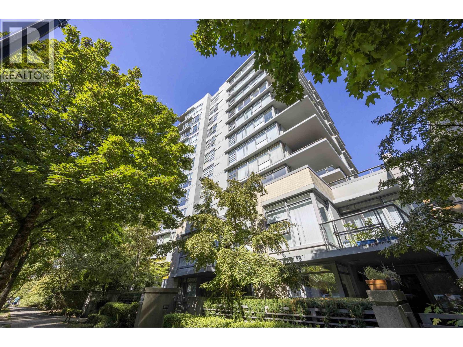 Th1 9188 University Crescent, Burnaby, British Columbia  V5A 0A5 - Photo 29 - R3167540