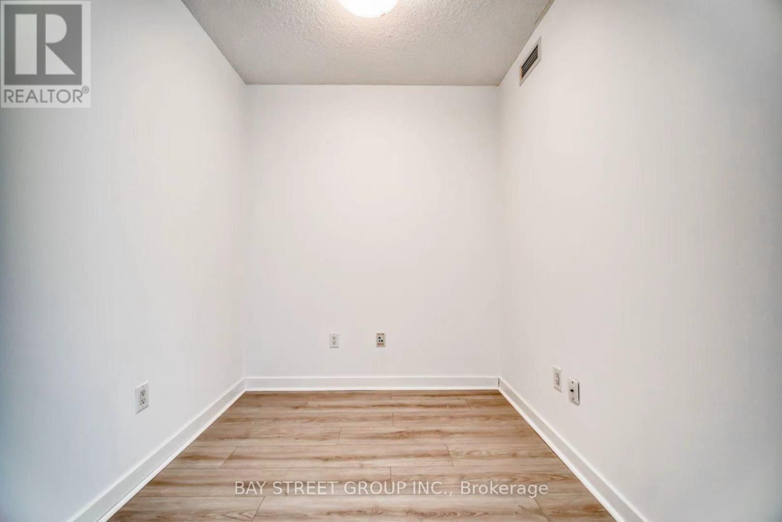 3703 - 35 Mariner Terrace, Toronto, Ontario  M5V 3V9 - Photo 15 - C13821958