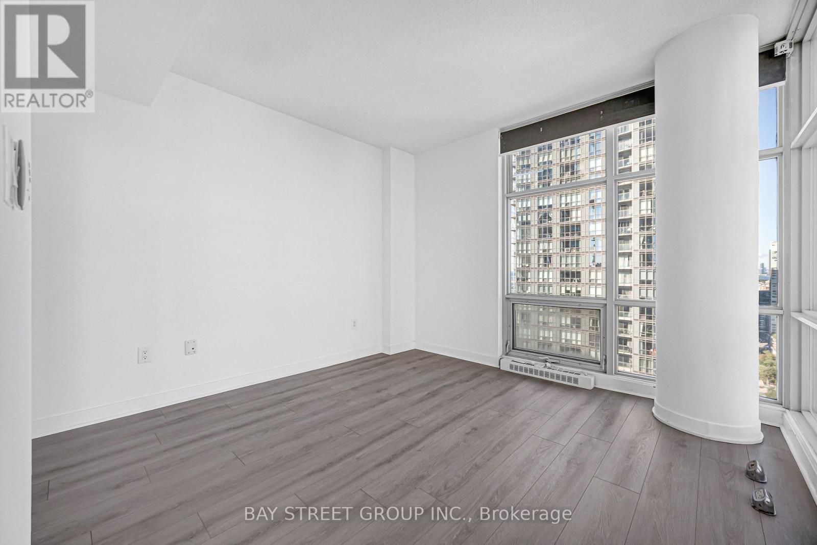 3703 - 35 Mariner Terrace, Toronto, Ontario  M5V 3V9 - Photo 11 - C13821958