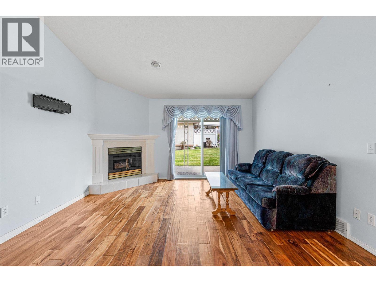 1874 Parkview Crescent Unit# 17, Kelowna, British Columbia  V1X 7G6 - Photo 4 - 10385177