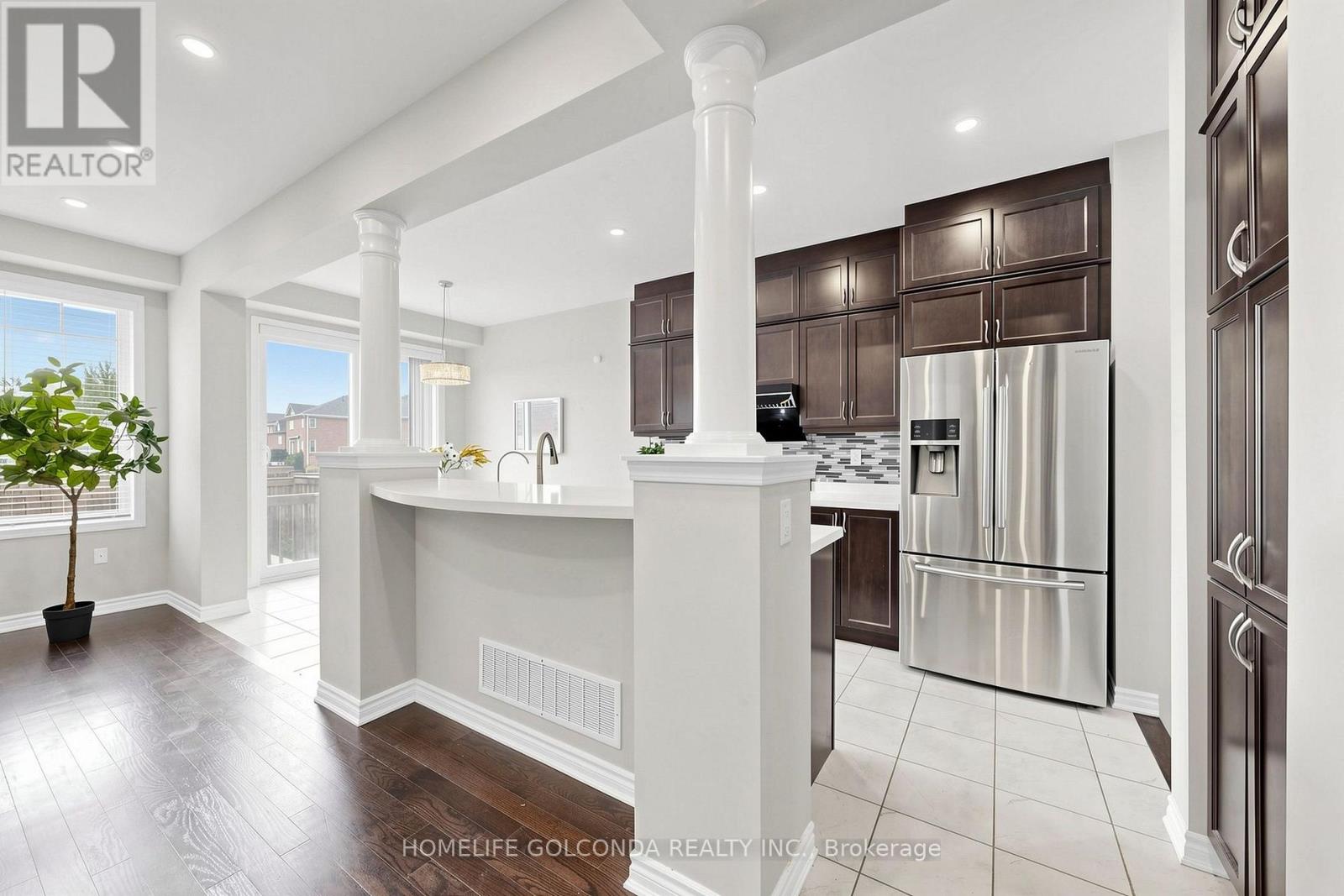 2716 Sapphire Drive, Pickering, Ontario  L1X 0G3 - Photo 8 - E13831428