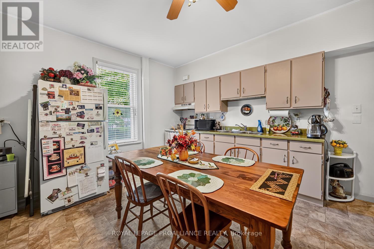 232 Park Street W, Prescott, Ontario  K0E 1T0 - Photo 5 - X13831418