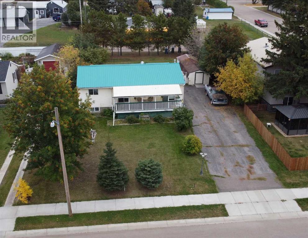 4108 49a Avenue, Innisfail, Alberta  T4G 1J9 - Photo 1 - A2347785