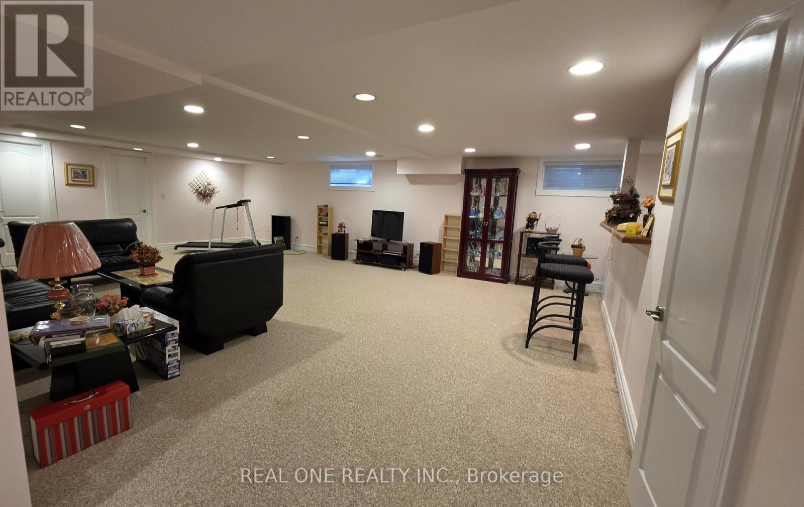 36 Wildrose Crescent E, Markham, Ontario  L3T 1N5 - Photo 13 - N13831424