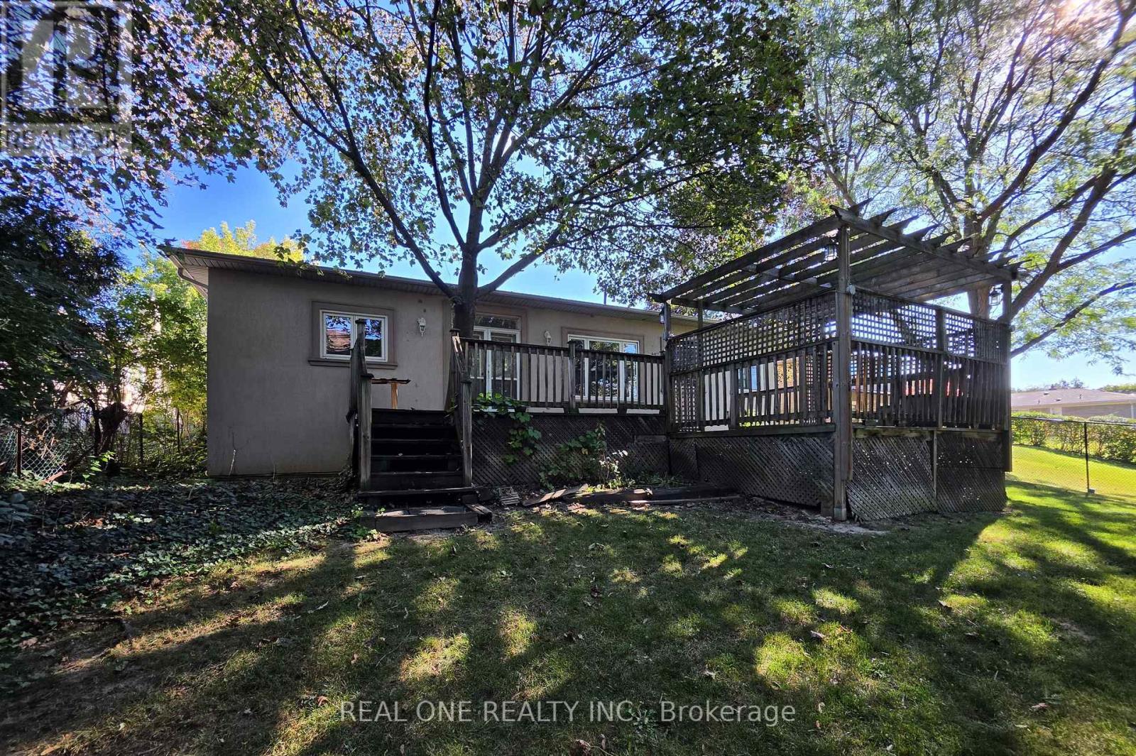36 Wildrose Crescent E, Markham, Ontario  L3T 1N5 - Photo 4 - N13831424