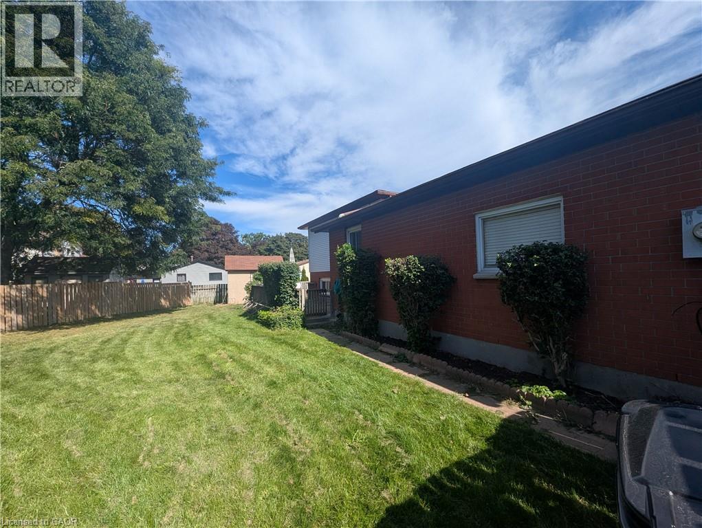 23 Hubert Court, Cambridge, Ontario  N3C 3R2 - Photo 36 - 40866690