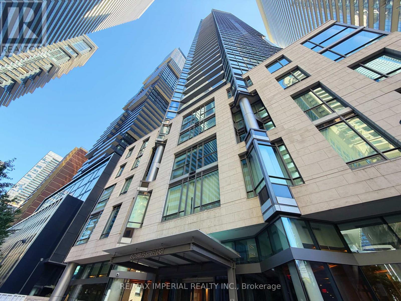 4011 - 45 CHARLES STREET E, Toronto, Ontario