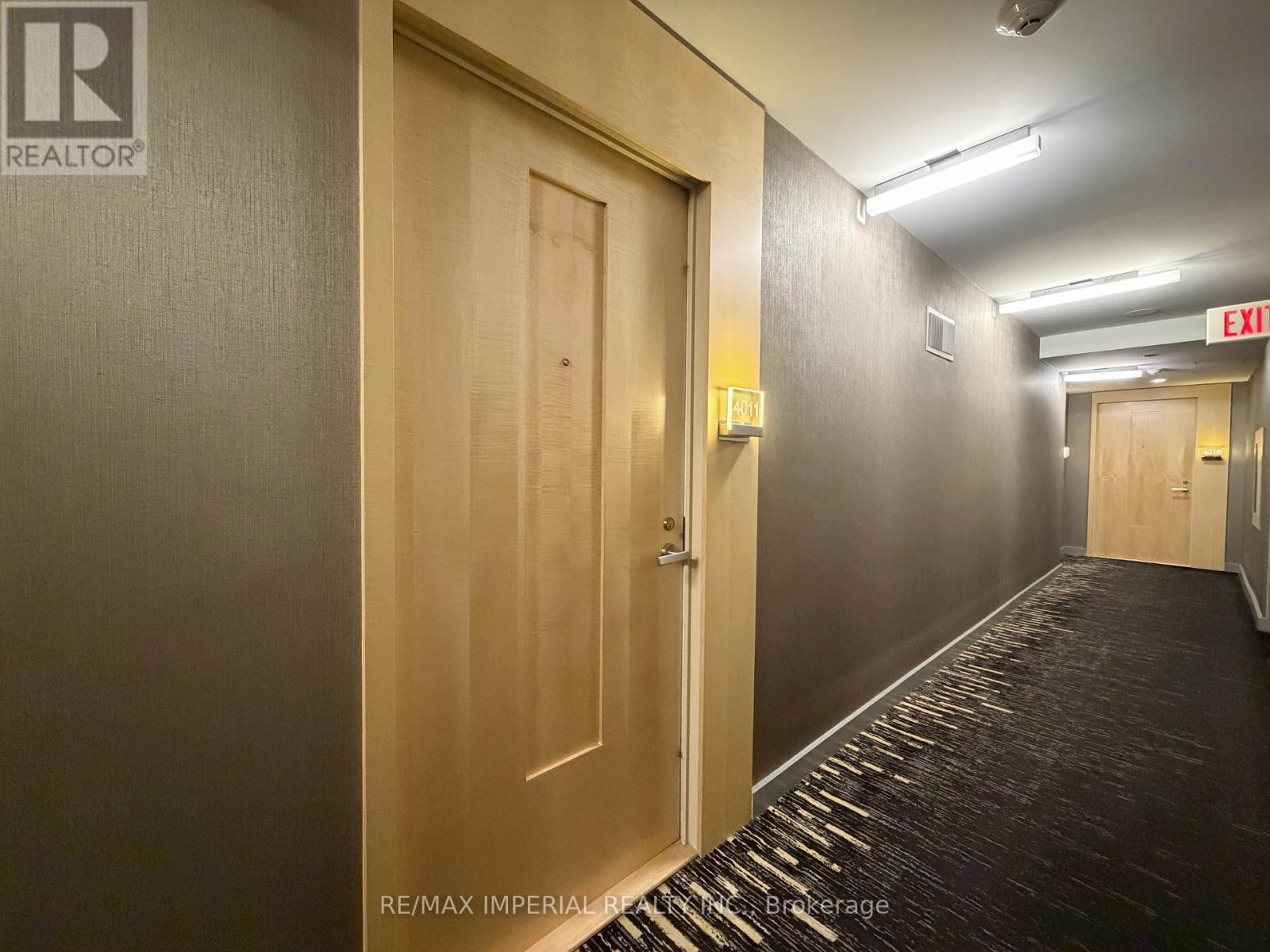 4011 - 45 Charles Street E, Toronto, Ontario  M4Y 0B8 - Photo 3 - C13831454