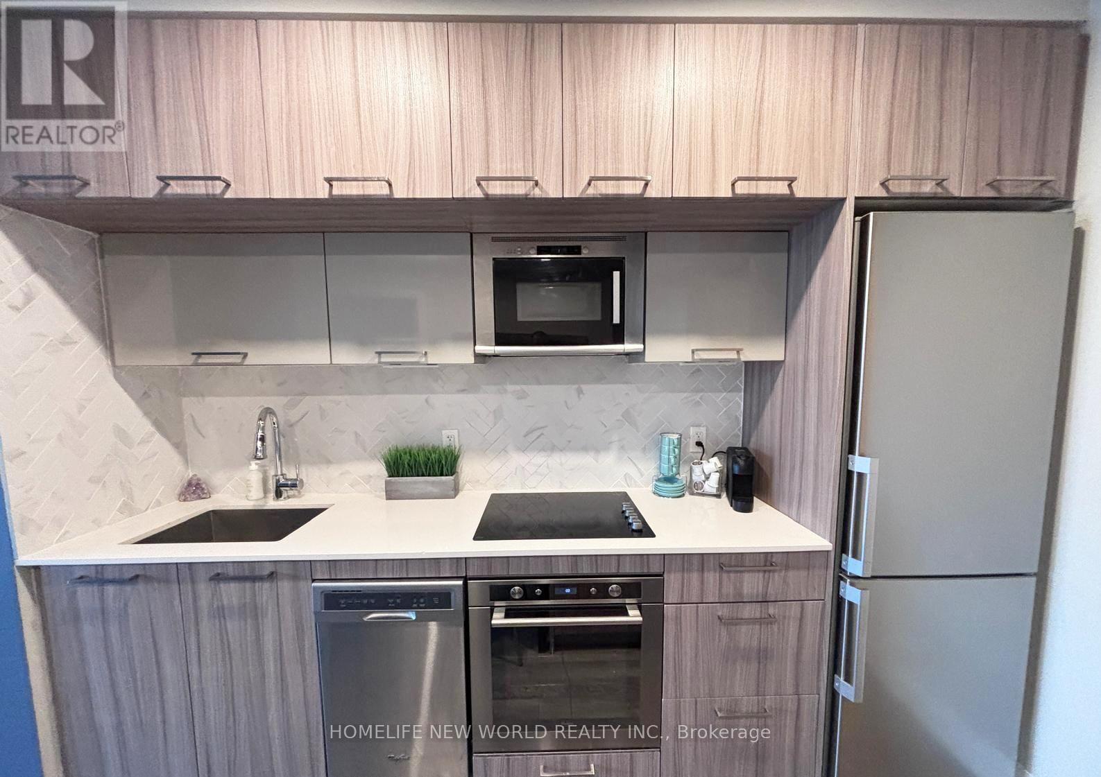 215 - 4800 Highway 7, Vaughan, Ontario  L4L 1H8 - Photo 5 - N13831452