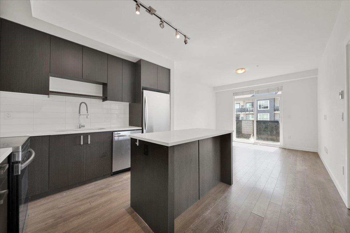 401 13623 81a Avenue, Surrey, British Columbia  V3W 3N7 - Photo 6 - R3168589