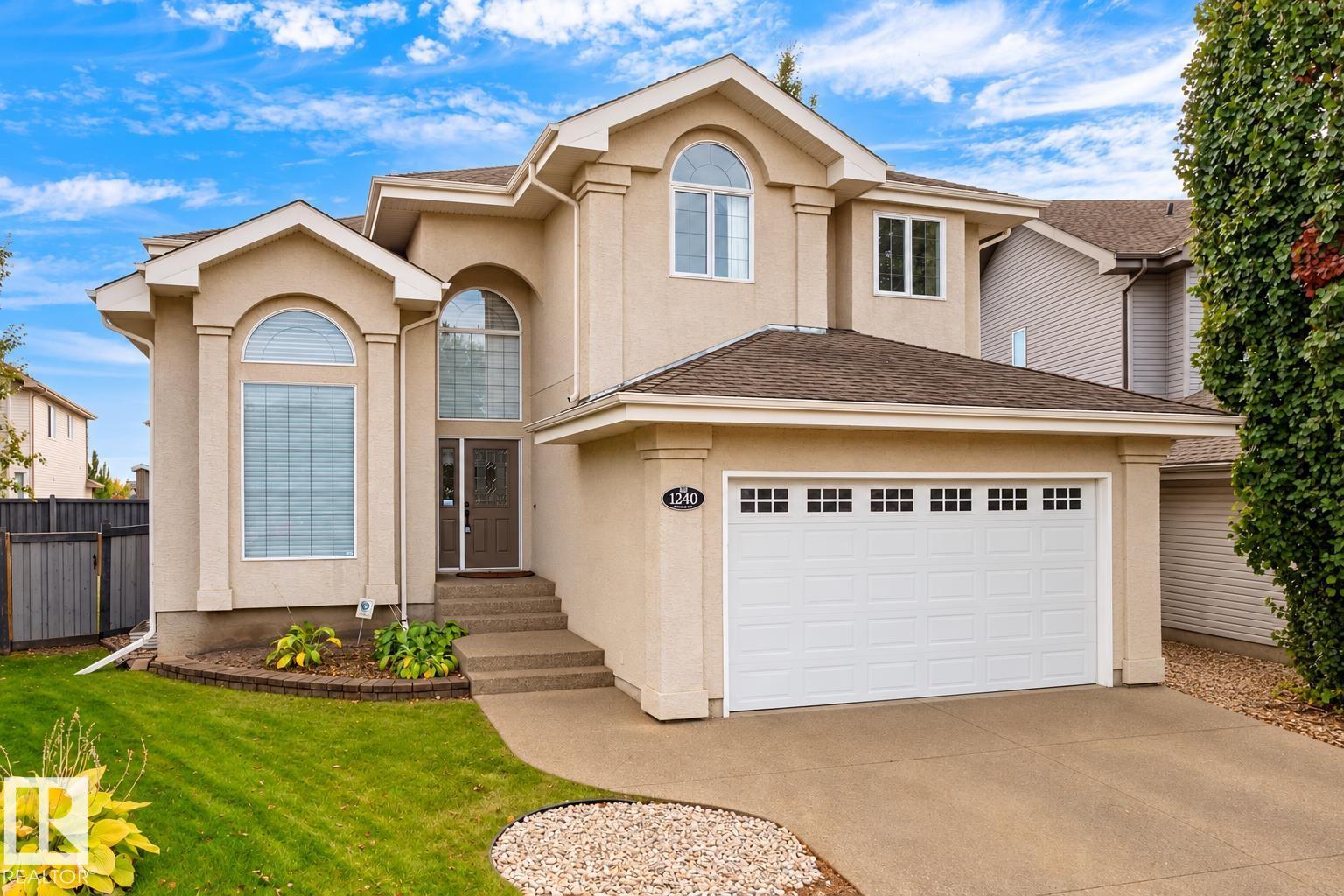 1240 Tredger Co Nw, Edmonton, Alberta  T6R 0B1 - Photo 1 - E4510550