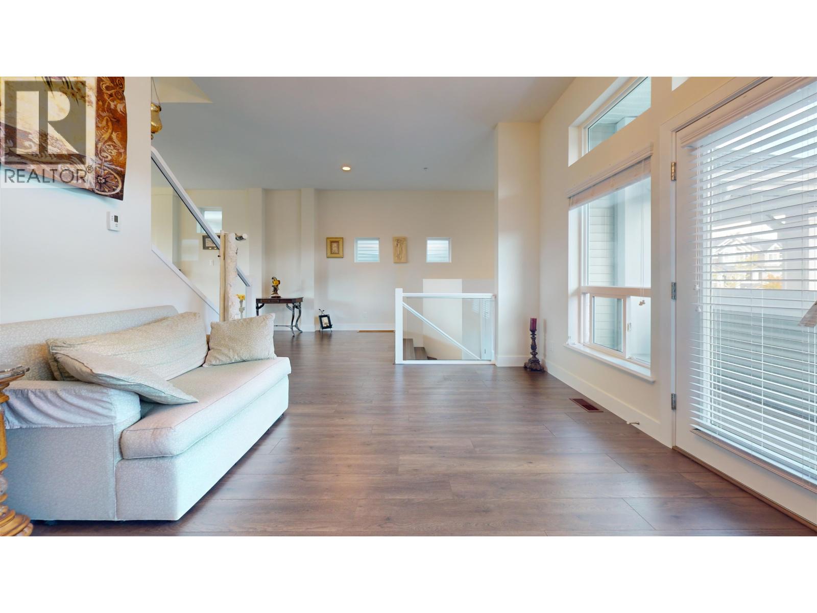 10329 238a Street, Maple Ridge, British Columbia  V2W 1G3 - Photo 4 - R3168153