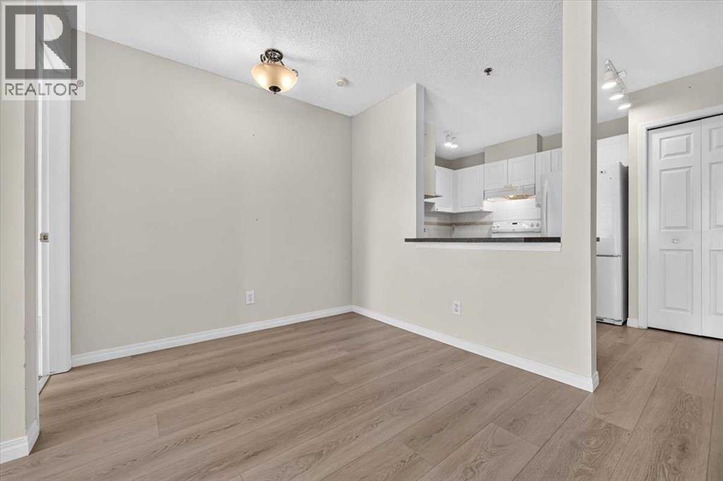 212, 7 Harvest Gold Manor NE, Calgary, Alberta  T3K 4Y3 - Photo 17 - A2347536