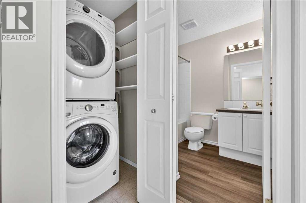 212, 7 Harvest Gold Manor NE, Calgary, Alberta  T3K 4Y3 - Photo 34 - A2347536