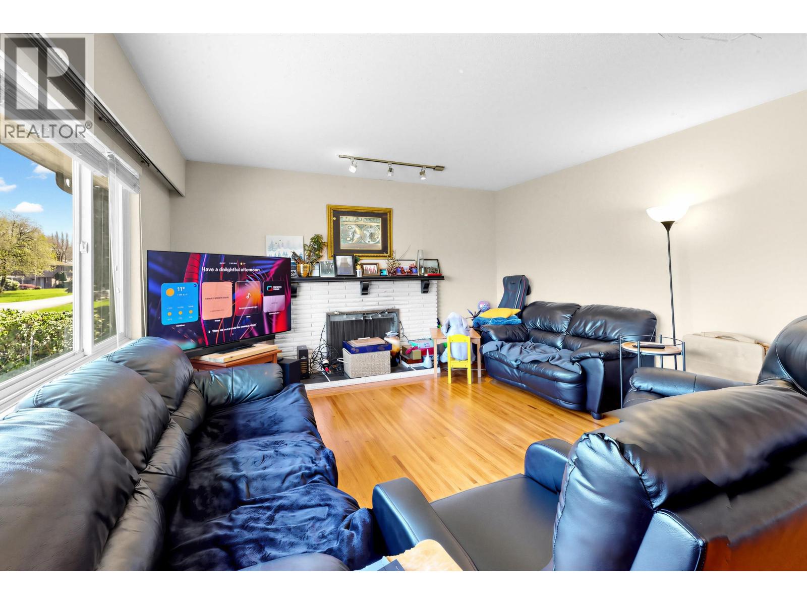 10111 Ainsworth Crescent, Richmond, British Columbia  V7A 3V3 - Photo 11 - R3147380