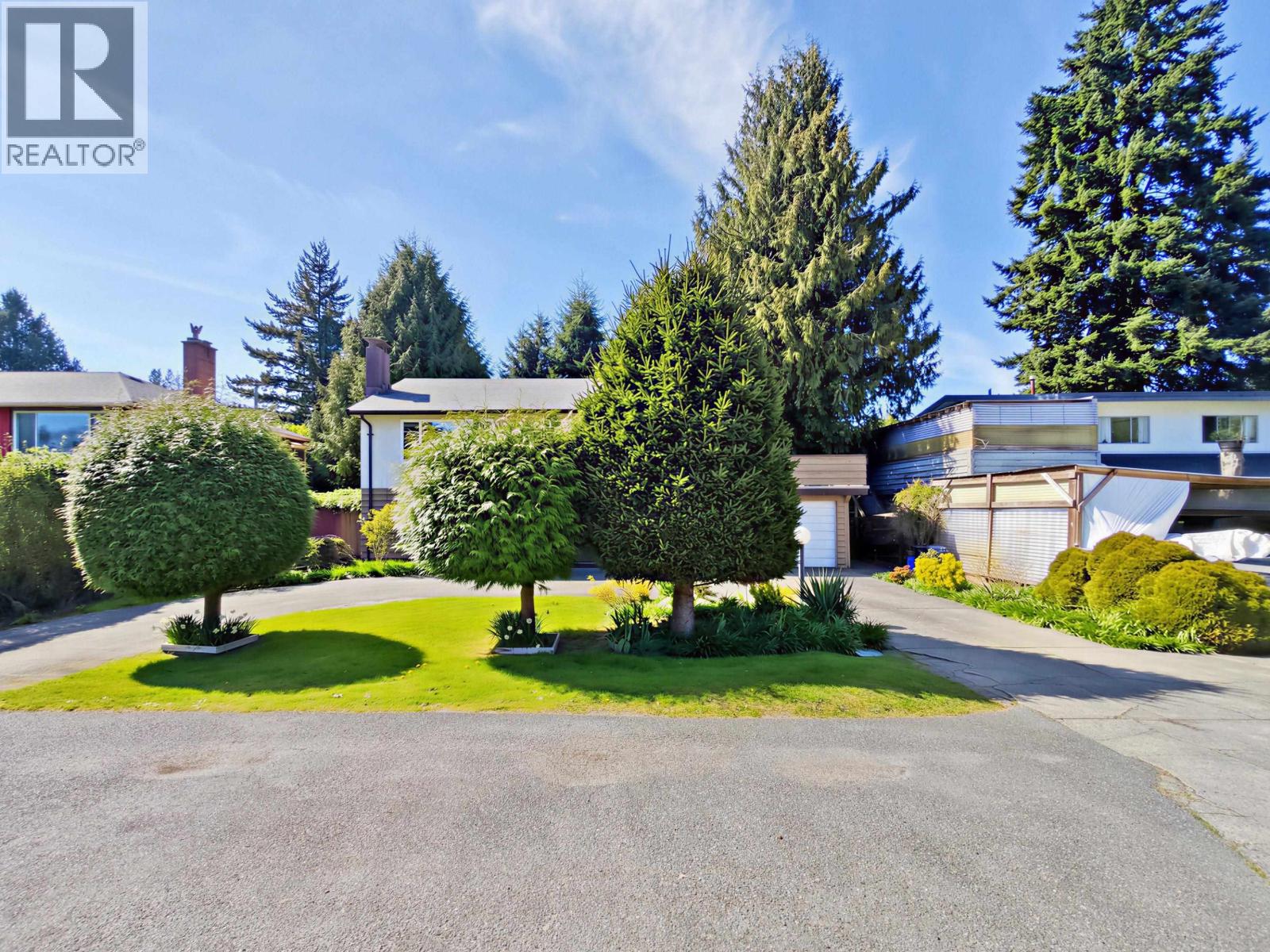 10111 Ainsworth Crescent, Richmond, British Columbia  V7A 3V3 - Photo 4 - R3147380