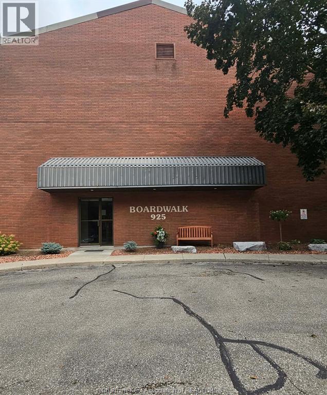 925 Grand AVENUE West Unit# 108, Chatham, Ontario