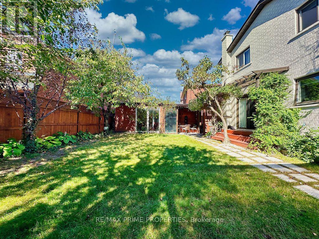338 Brownridge Drive, Vaughan, Ontario  L4J 5X1 - Photo 23 - N13822016