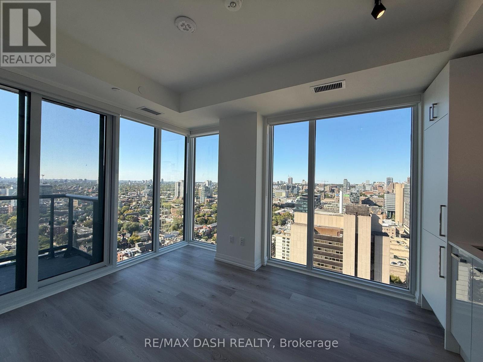 2702 - 280 Dundas Street W, Toronto, Ontario  M5T 0E3 - Photo 12 - C13831490
