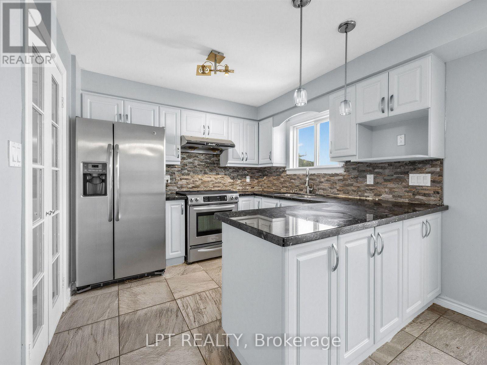 4 Shepmore Terrace, Toronto, Ontario  M1B 3H4 - Photo 11 - E13831474