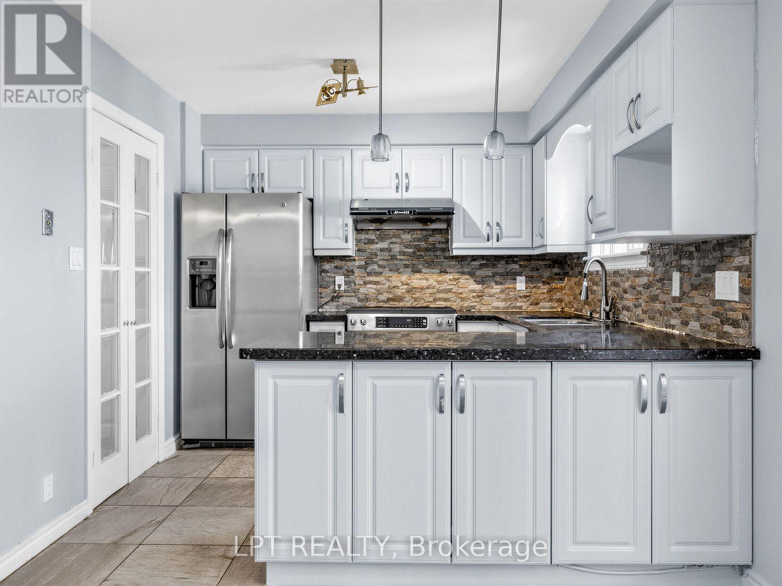 4 Shepmore Terrace, Toronto, Ontario  M1B 3H4 - Photo 7 - E13831474