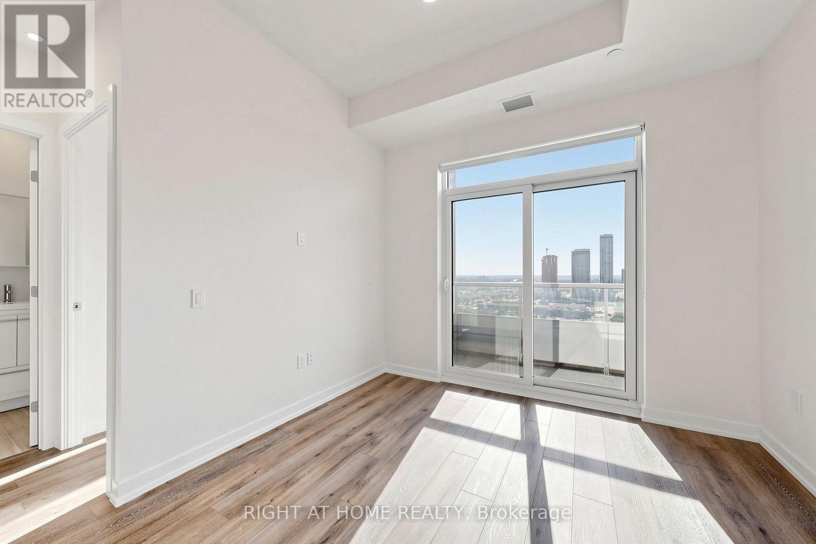 1903 - 21 Meadowdale Road, Vaughan (Vaughan Corporate Centre), Ontario  L4K 0H6 - Photo 13 - N13831462