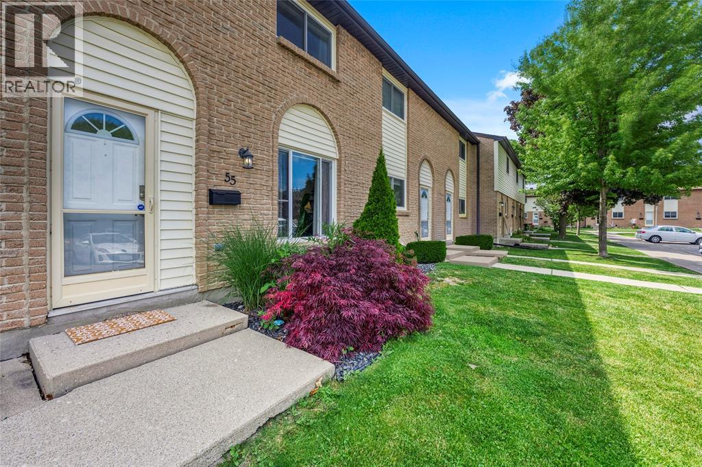 215 TRUDEAU DRIVE Unit# 55 Sarnia Ontario Canada N7T4T5 4