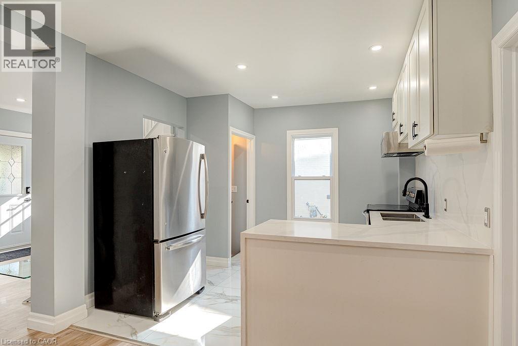 178 Kent Avenue, Kitchener, Ontario  N2G 3R3 - Photo 9 - 40866764
