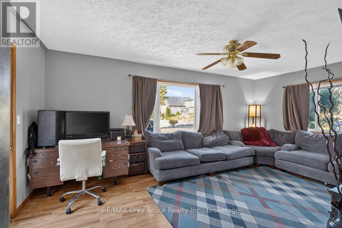 14 Main Street, Arran-Elderslie, Ontario  N0G 1S0 - Photo 11 - X13831500