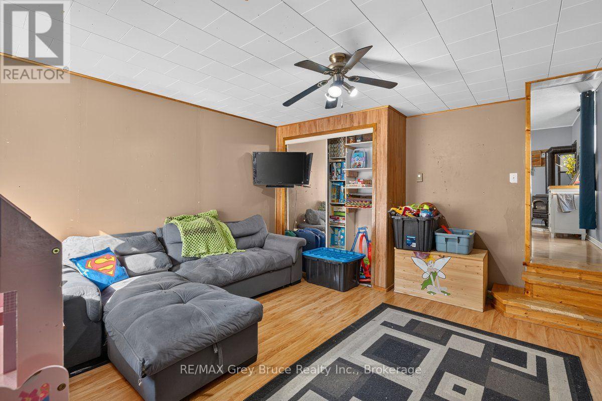 14 Main Street, Arran-Elderslie, Ontario  N0G 1S0 - Photo 6 - X13831500