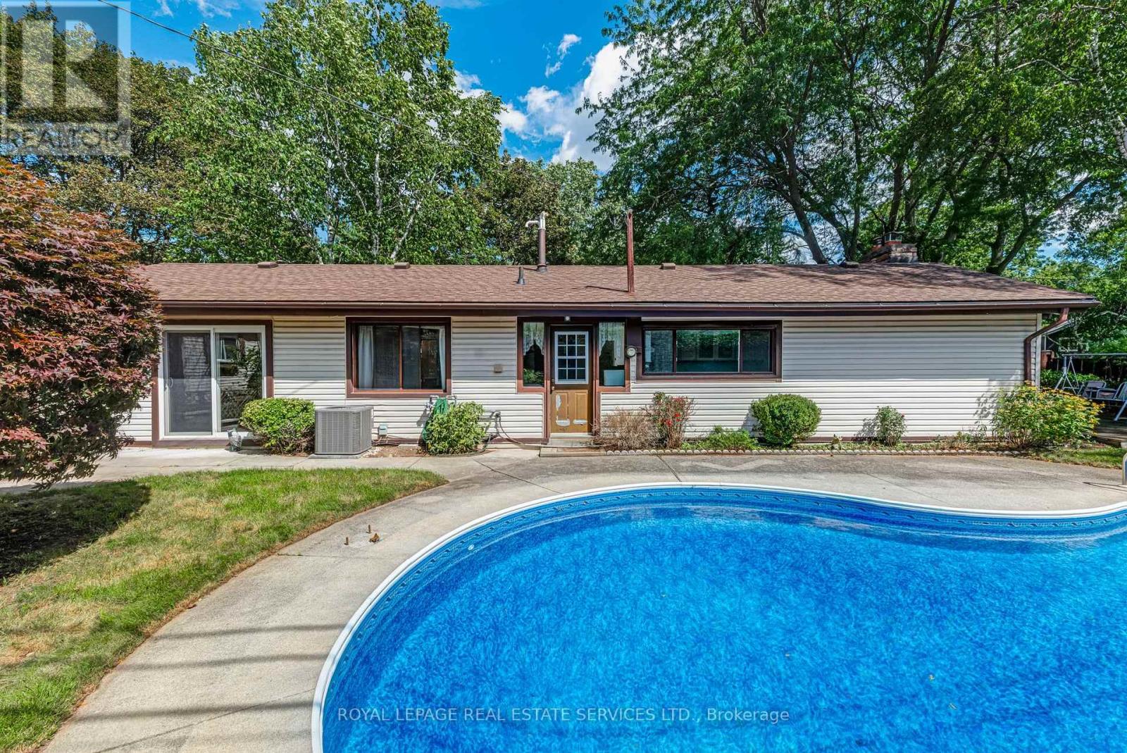 55 Germorda Drive, Oakville, Ontario  L6H 1A9 - Photo 37 - W13831092